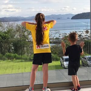 Meet your Posher, Tera